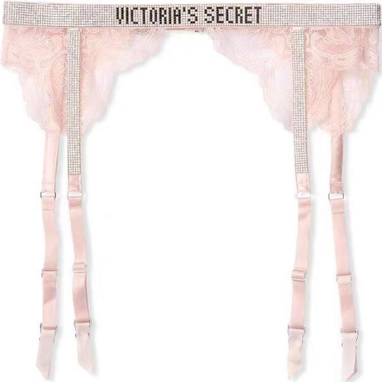 Ночная рубашка Victoria'S Secret
Ночная рубашка Victoria'S Secret