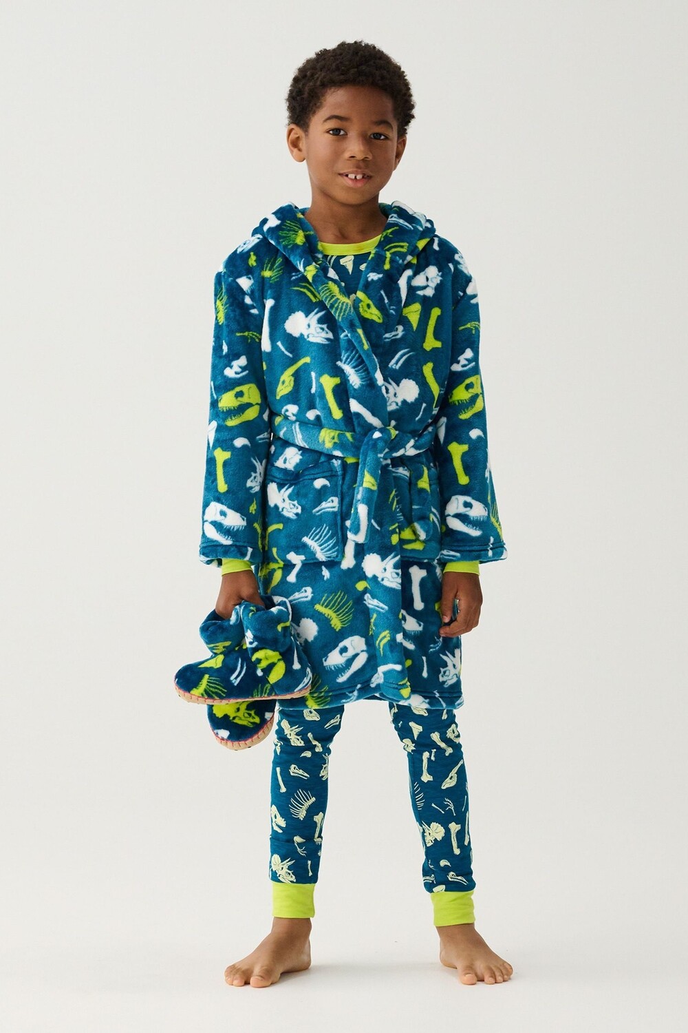 Уютный флисовый халат с изображением окаменелостей динозавров Hatley, синий 
Уютный флисовый халат с изображением окаменелостей динозавров Hatley, синий