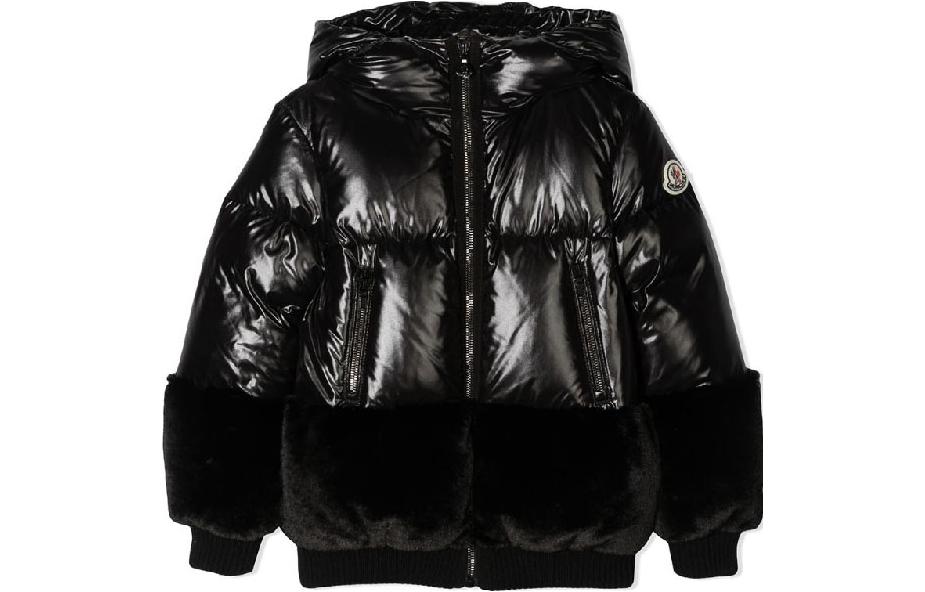 Moncler Утепленная куртка Black Kids'
Moncler Утепленная куртка Black Kids'