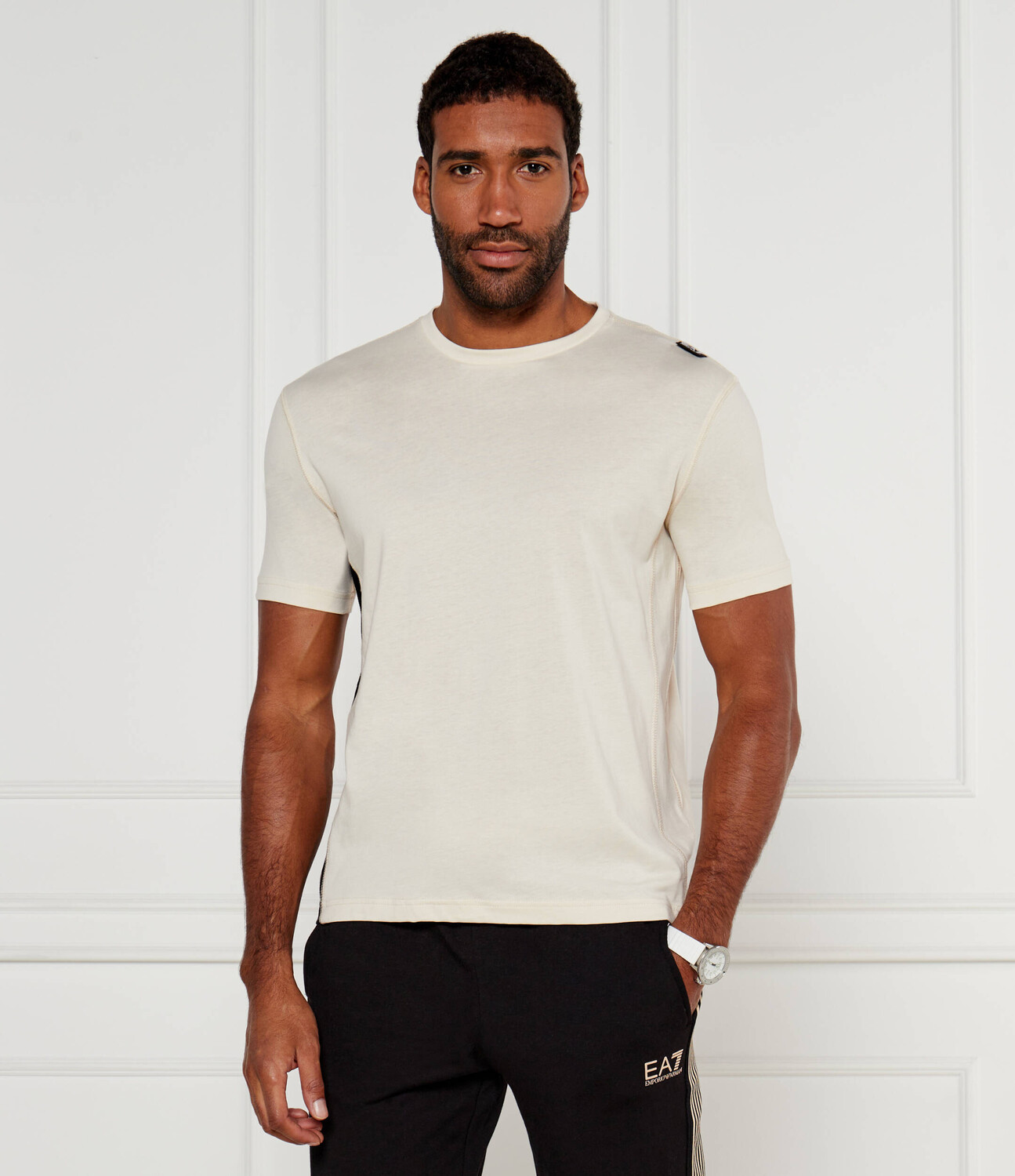 Футболка EA7 Regular Fit, бежевый
Футболка EA7 Regular Fit, бежевый