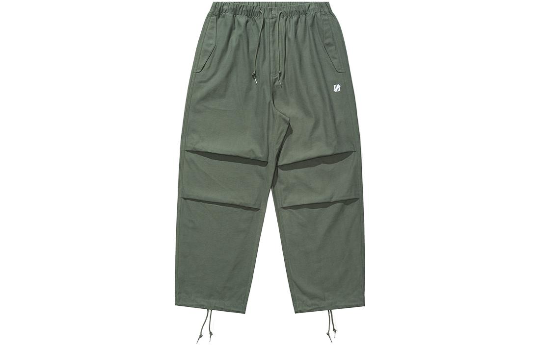 Грузовые штаны унисекс UNDEFEATED, оливковый
Грузовые штаны унисекс UNDEFEATED, оливковый