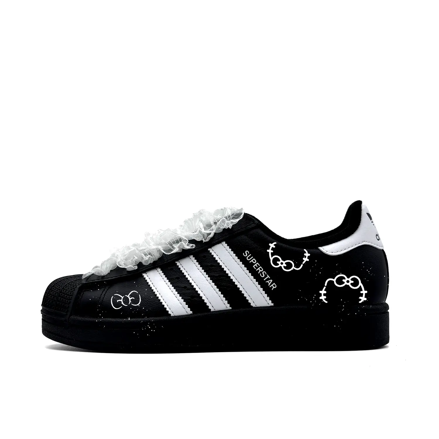 Adidas Originals Superstar 2 Dark Chocolate Bowknot Кожаные устойчивые к истиранию низкие детские скейтбординг кроссовки
Adidas Originals Superstar 2 Dark Chocolate Bowknot Кожаные устойчивые к истиранию низкие детские скейтбординг кроссовки