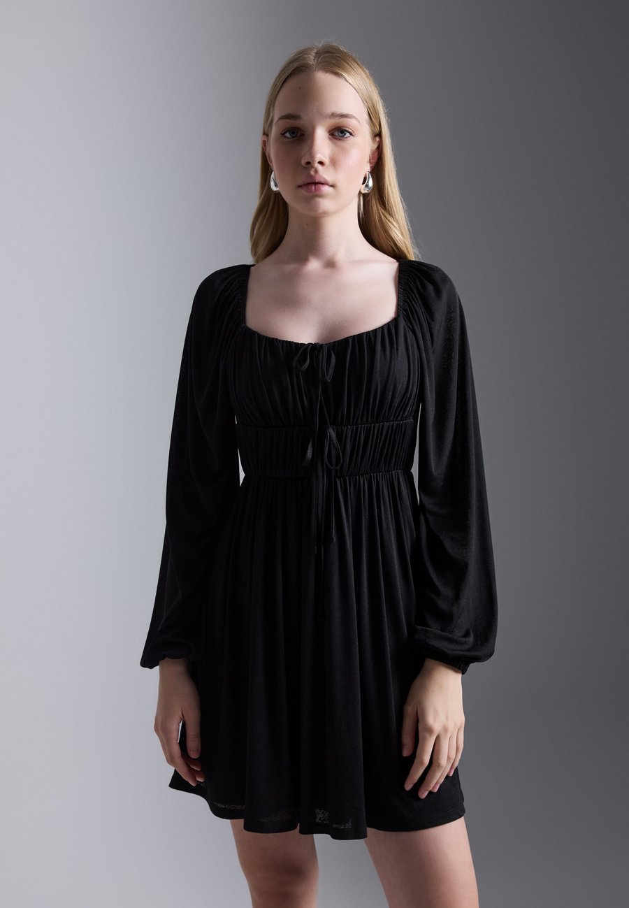 Платье Even&Odd Day dress, Black
Платье Even&Odd Day dress, Black
