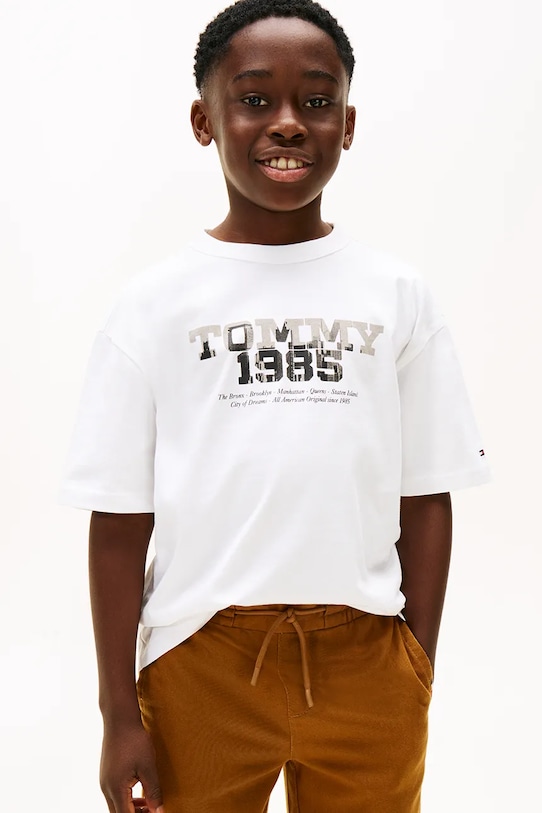 Детская хлопковая футболка Tommy Hilfiger, белый
Детская хлопковая футболка Tommy Hilfiger, белый