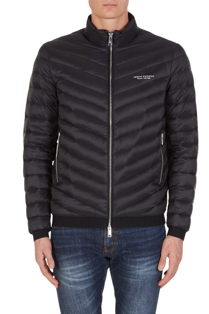 Куртка Armani Exchange Down, черный
Куртка Armani Exchange Down, черный