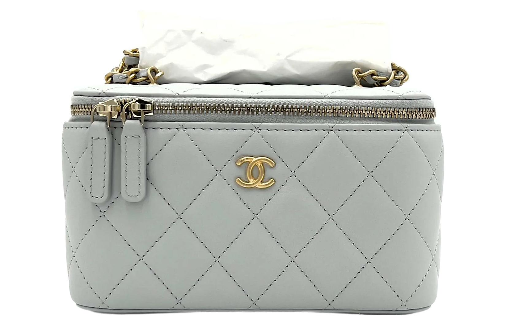 CHANEL Клатч из овчины, сумка-долгбокс, сумка через плечо, кроссбоди женская светло-серый зеленый
CHANEL Клатч из овчины, сумка-долгбокс, сумка через плечо, кроссбоди женская светло-серый зеленый