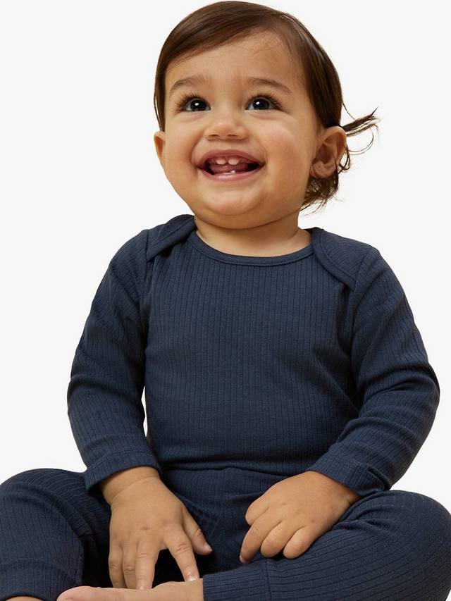 Детские леггинсы в рубчик MORI, темно-синий
Детские леггинсы в рубчик MORI, темно-синий