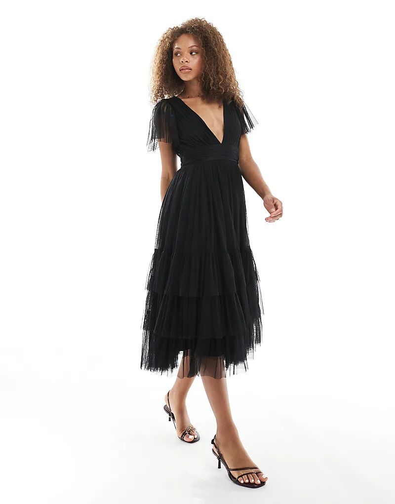 Платье миди подружки невесты Мэдисон с кружевом и бисером черного цвета
Платье миди подружки невесты Мэдисон с кружевом и бисером черного цвета