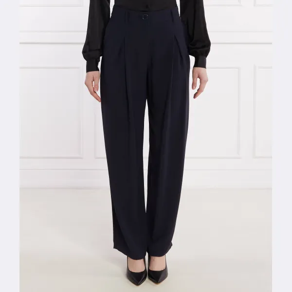 Брюки стандартного кроя Armani Exchange, синий
Брюки стандартного кроя Armani Exchange, синий