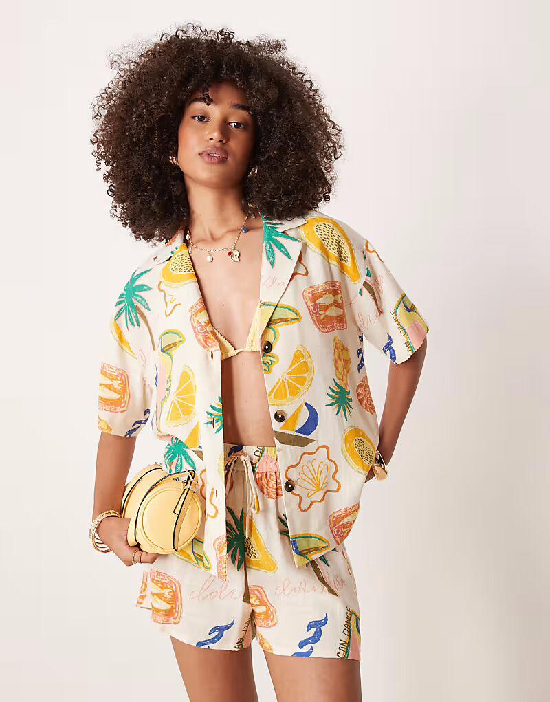 Рубашка из льняной смеси с короткими рукавами и тропическим принтом Asos Design
Рубашка из льняной смеси с короткими рукавами и тропическим принтом Asos Design