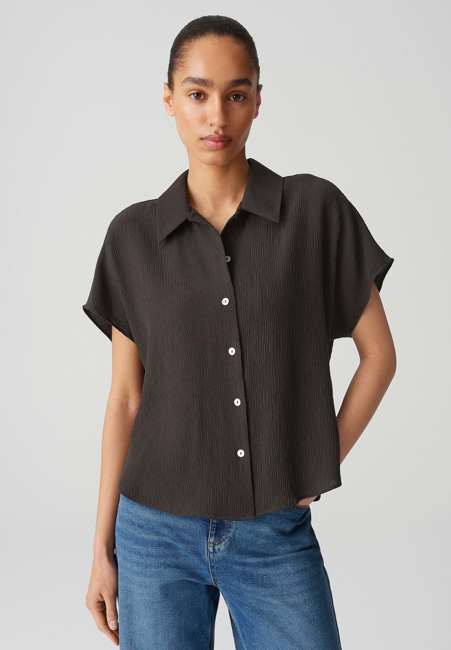 Блуза OPUS LOOSE FIT CRINKLE, Midnight Brown/Dark Brown
Блуза OPUS LOOSE FIT CRINKLE, Midnight Brown/Dark Brown