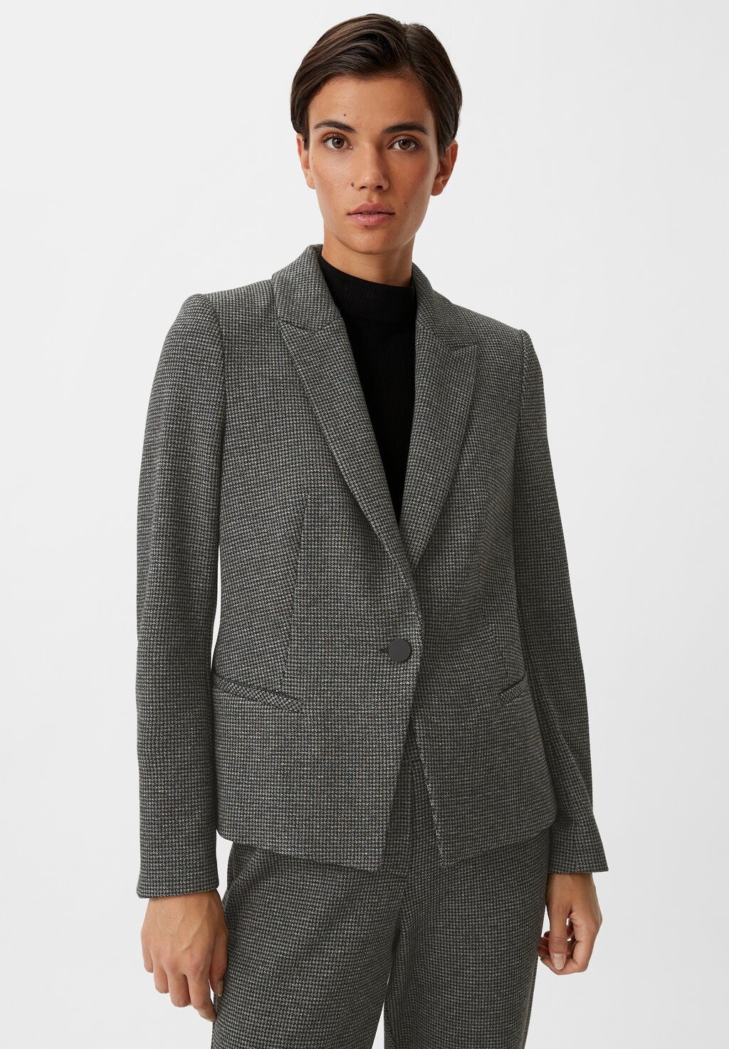 Блейзер MIT PEPITA-MUSTER comma, черный
Блейзер MIT PEPITA-MUSTER comma, черный