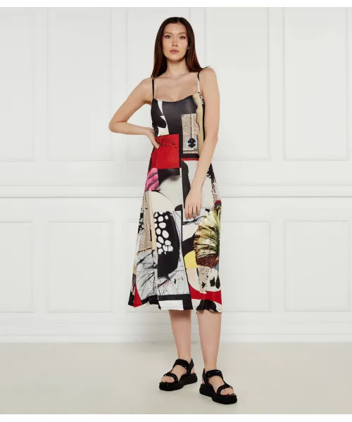 Платье газетное Desigual x m. christian lacroix Desigual, мультиколор
Платье газетное Desigual x m. christian lacroix Desigual, мультиколор