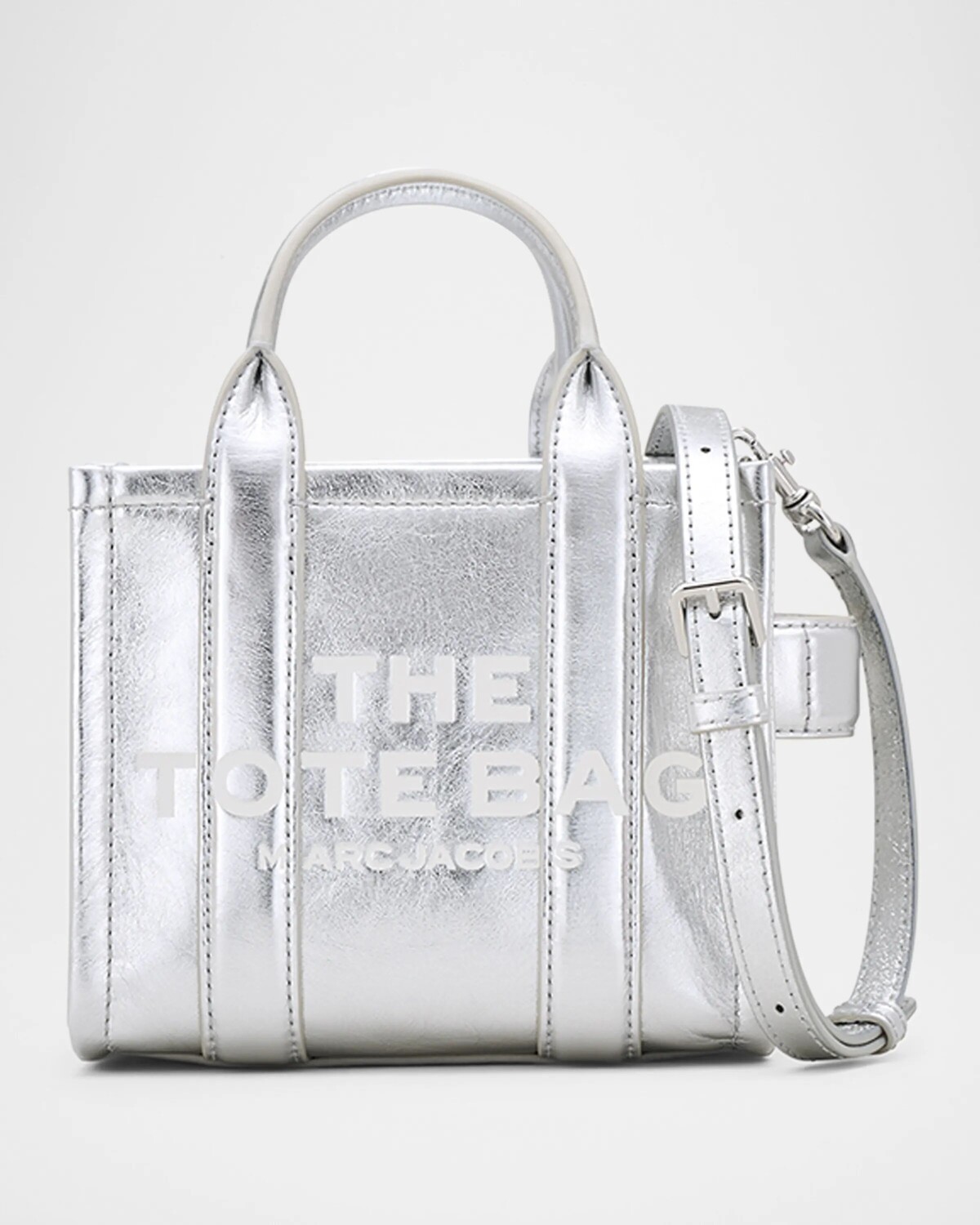 Кожаная большая сумка через плечо с эффектом металлик Marc Jacobs, цвет Metallic Silver
Кожаная большая сумка через плечо с эффектом металлик Marc Jacobs, цвет Metallic Silver