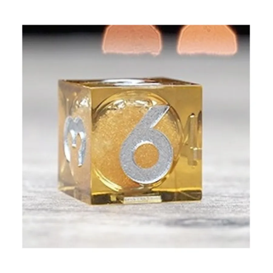 Эликсир d6 - Желтый с серебром, Elixir Liquid Core Dice 
Эликсир d6 - Желтый с серебром, Elixir Liquid Core Dice