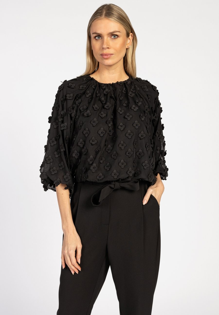 Блуза Aaiko DELANY FLOWER PES, Ack/Black
Блуза Aaiko DELANY FLOWER PES, Ack/Black