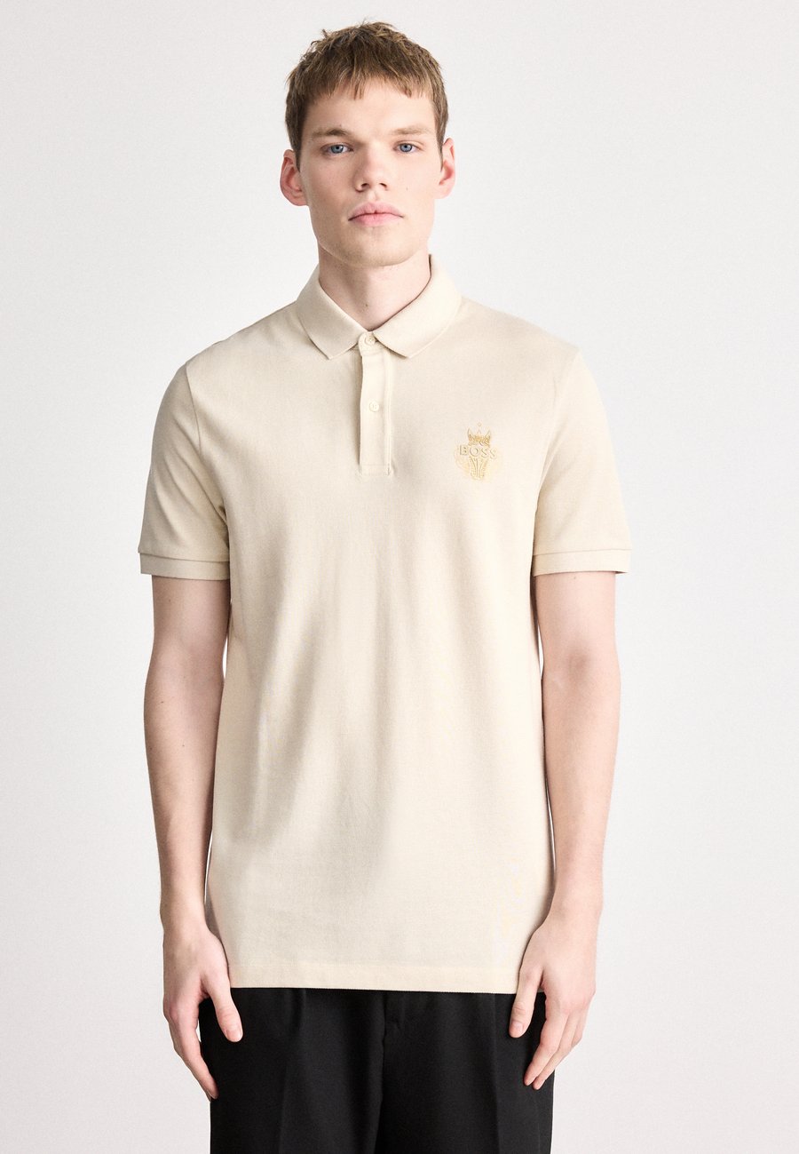 Поло BOSS QIANG, Open White/Off-White, Белый, Поло BOSS QIANG, Open White/Off-White
Поло BOSS QIANG, Open White/Off-White, Белый, Поло BOSS QIANG, Open White/Off-White