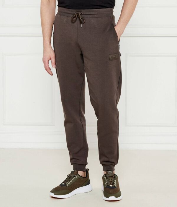 Спортивные штаны мужские Ea7 на кулиске, коричневый
Спортивные штаны мужские Ea7 на кулиске, коричневый