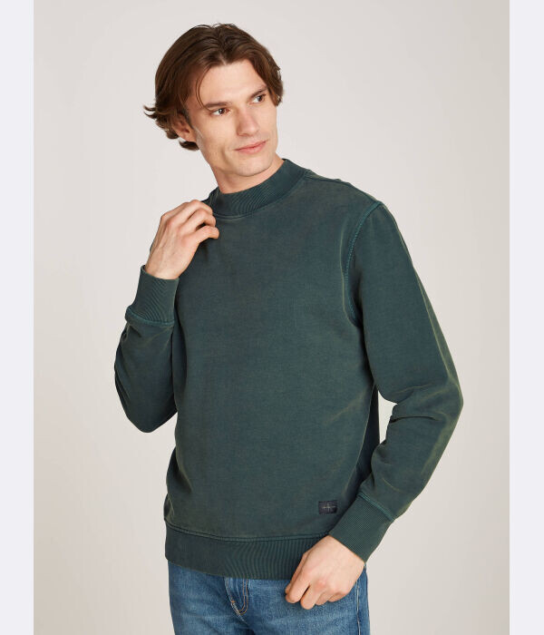 Свитшот мужской Calvin Klein Jeans однотонный с монограммой, зеленый
Свитшот мужской Calvin Klein Jeans однотонный с монограммой, зеленый