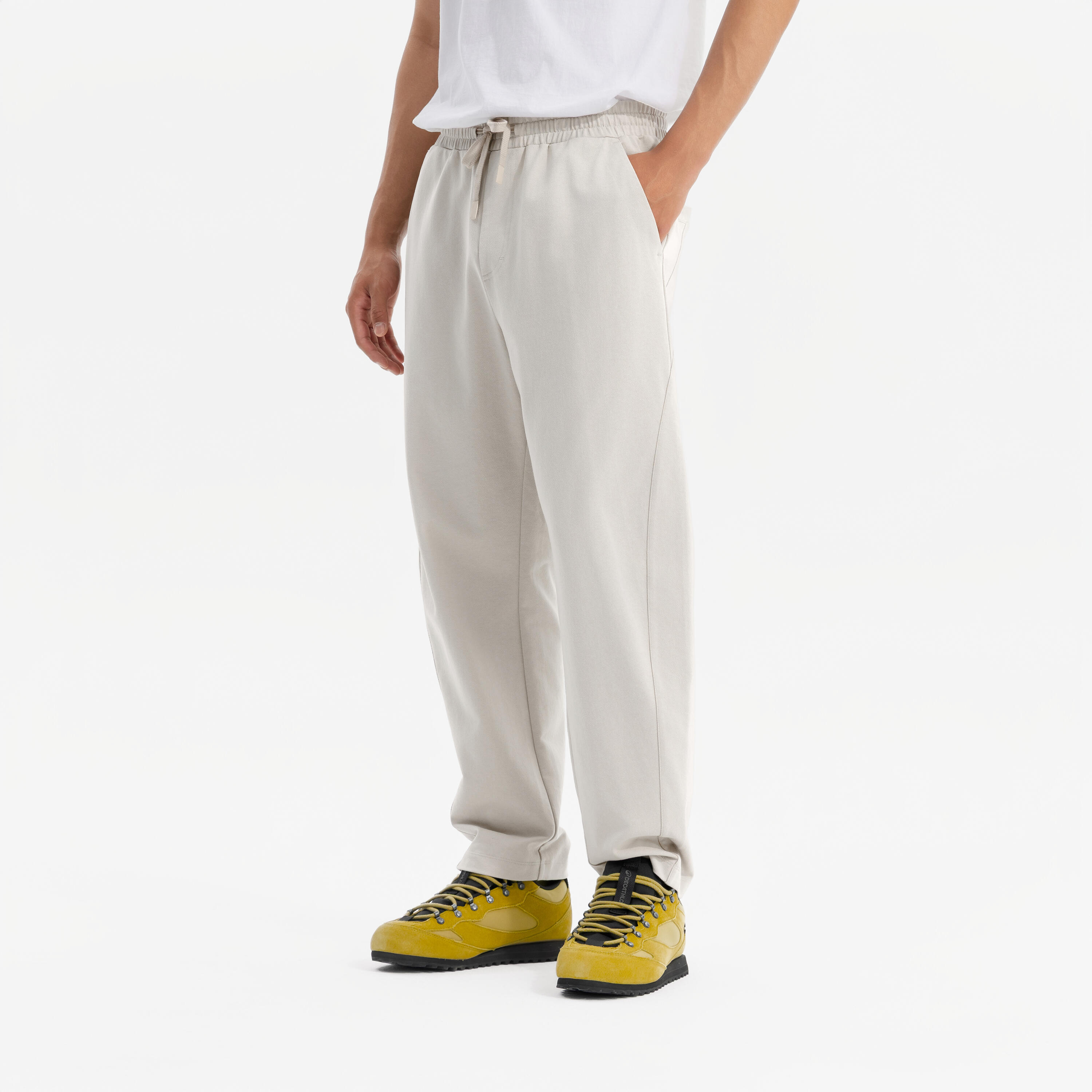 Мужские спортивные брюки карго зауженные Decathlon SPORTSWEAR базовые элементы лунный бежевый
Мужские спортивные брюки карго зауженные Decathlon SPORTSWEAR базовые элементы лунный бежевый