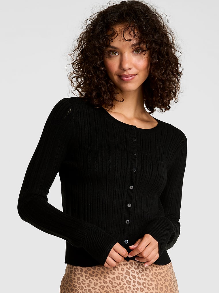 Вязаный кардиган на пуговицах Pink, черный
Вязаный кардиган на пуговицах Pink, черный