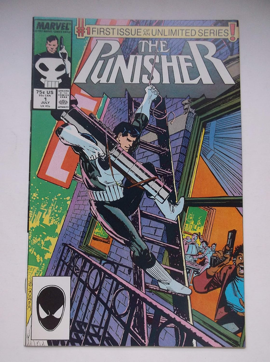 The Punisher #1 (MARVEL COMICS)
The Punisher #1 (MARVEL COMICS)