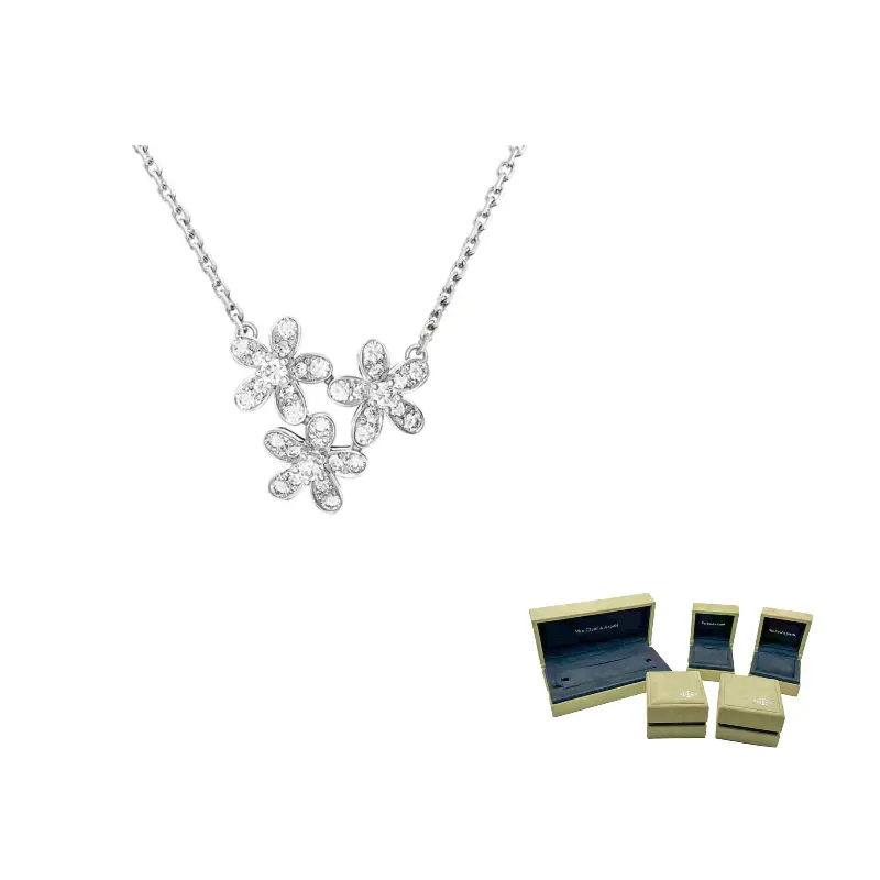 Кулоны с бриллиантами для женщин Van Cleef & Arpels
Кулоны с бриллиантами для женщин Van Cleef & Arpels