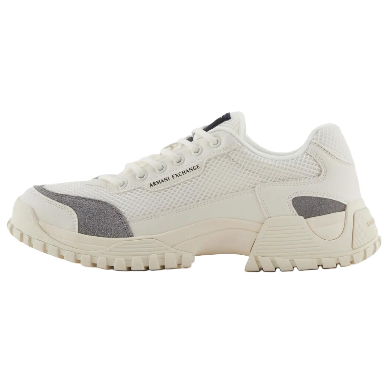 ARMANI EXCHANGE Повседневные кроссовки AE мужские белые
ARMANI EXCHANGE Повседневные кроссовки AE мужские белые