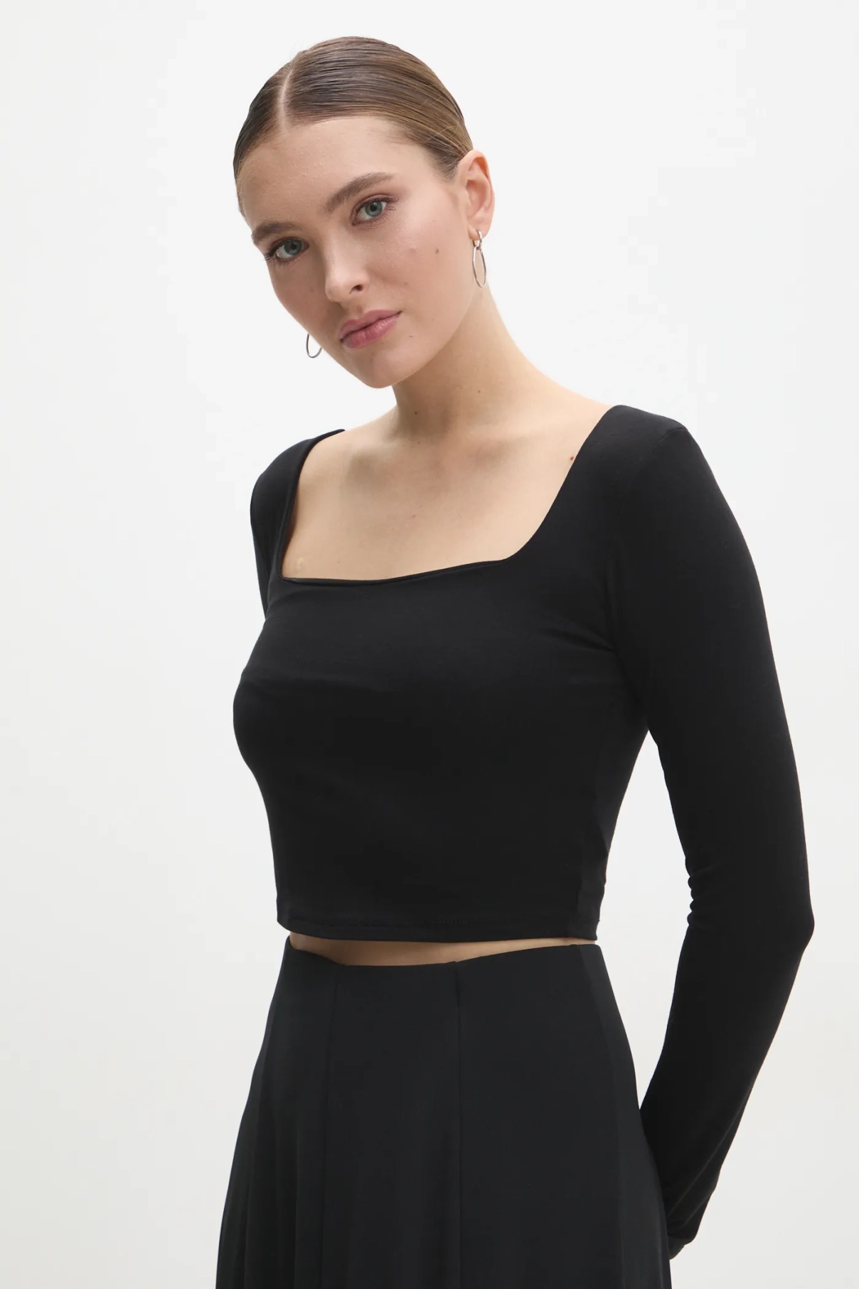 Футболка с длинным рукавом Answear Lab, черный
Футболка с длинным рукавом Answear Lab, черный