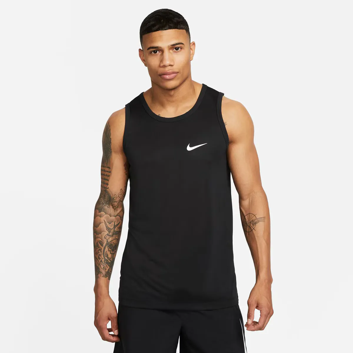 Футболка Nike Dri-FIT Legend для мужчин, черный
Футболка Nike Dri-FIT Legend для мужчин, черный