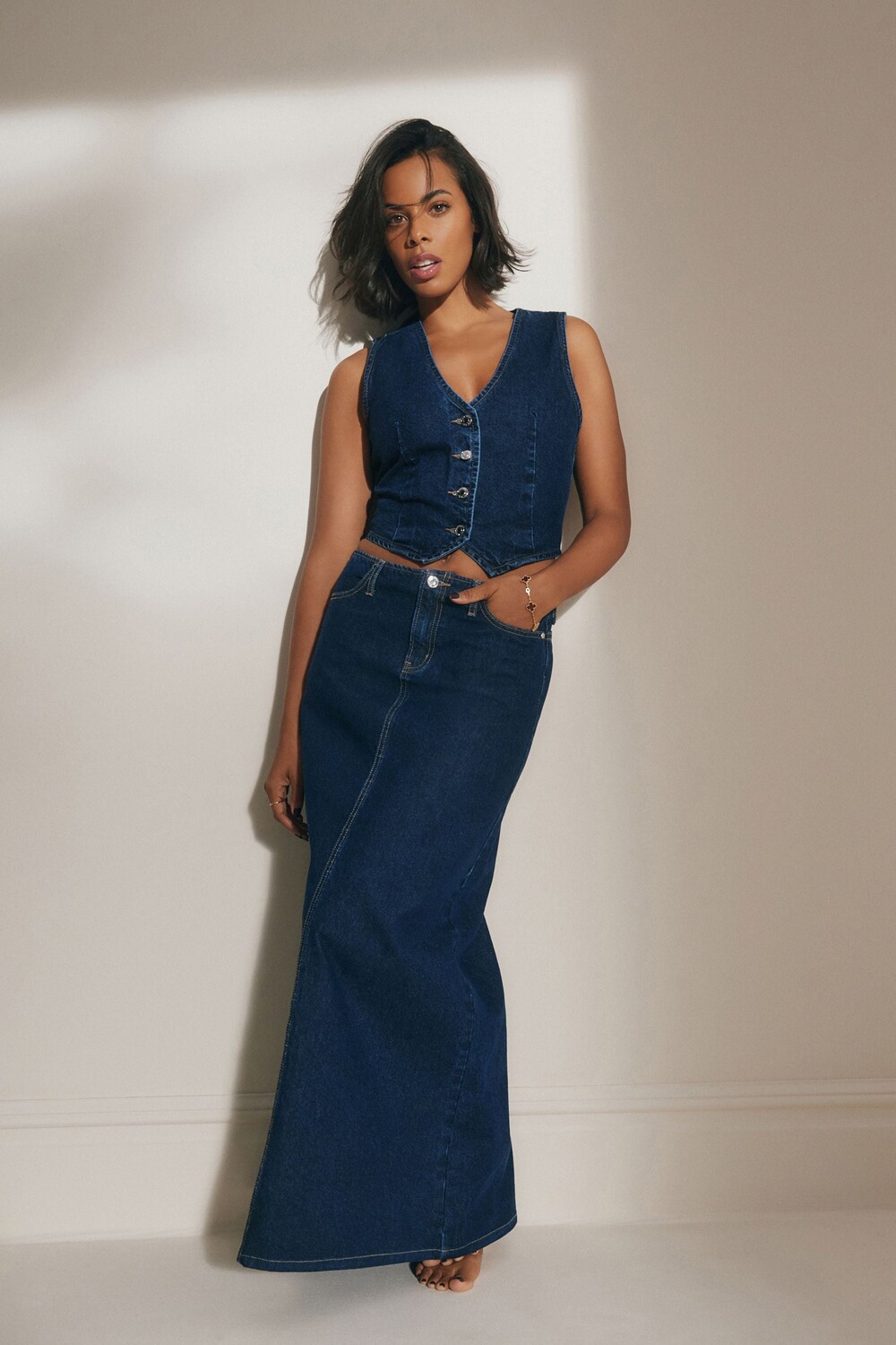 Джинсовой жилет Next, синий
Джинсовой жилет Next, синий