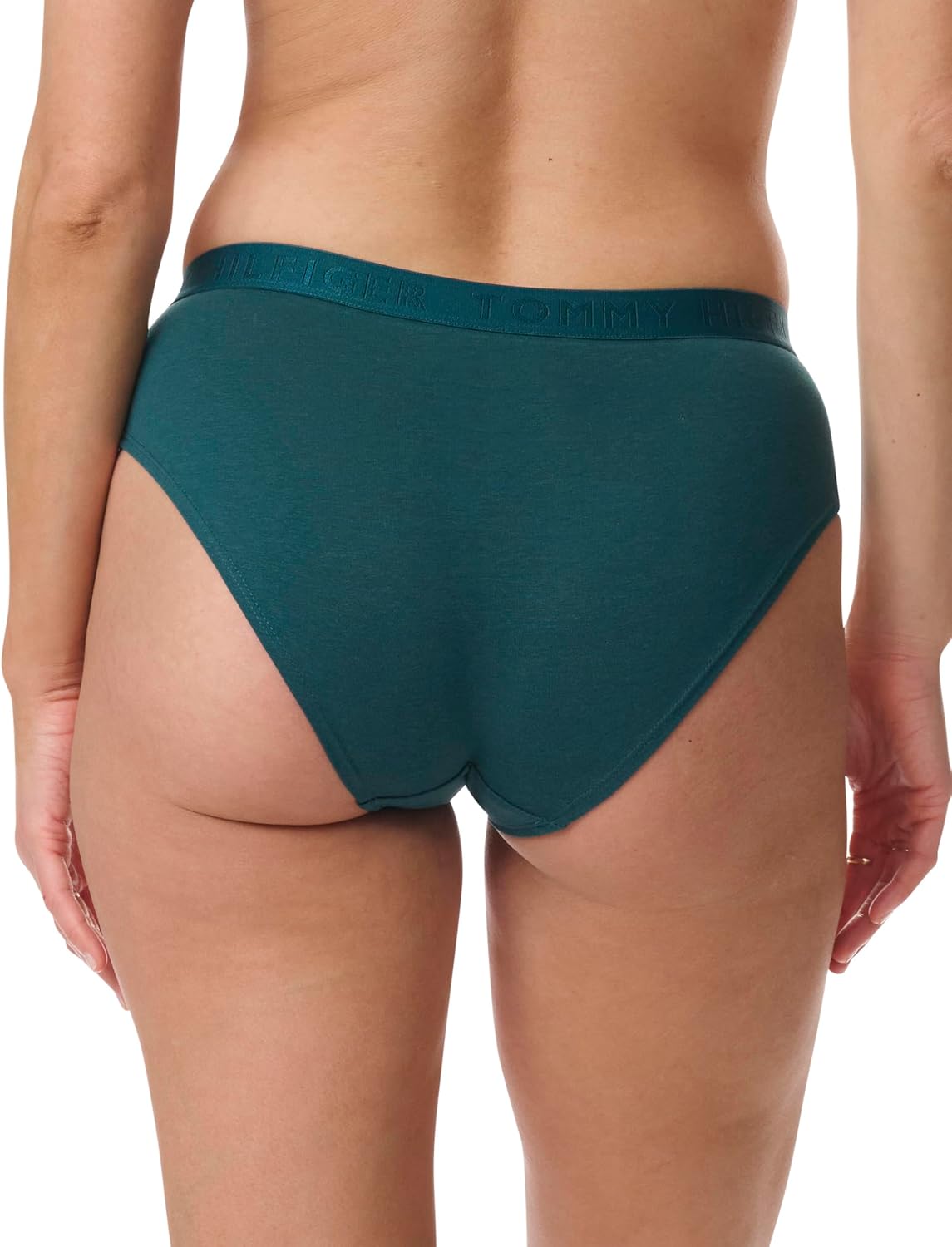 Женское хлопковое нижнее белье Tommy Hilfiger Hipster с эластичным поясом, упаковка из 3 пар, Deep Teal/Balanced Beige/Black
Женское хлопковое нижнее белье Tommy Hilfiger Hipster с эластичным поясом, упаковка из 3 пар, Deep Teal/Balanced Beige/Black