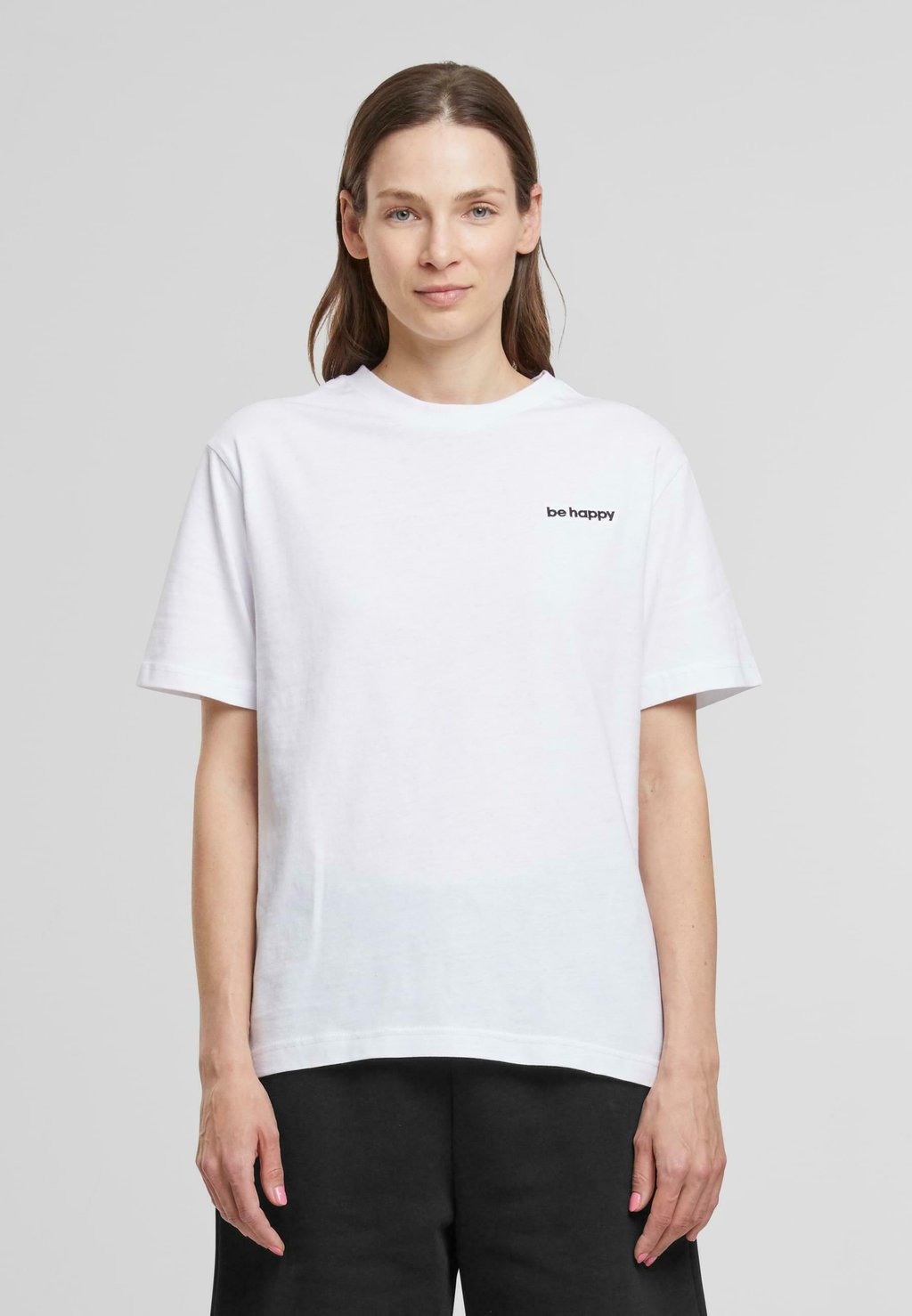 Базовая футболка BE HAPPY WORDING Mister Tee, белый
Базовая футболка BE HAPPY WORDING Mister Tee, белый