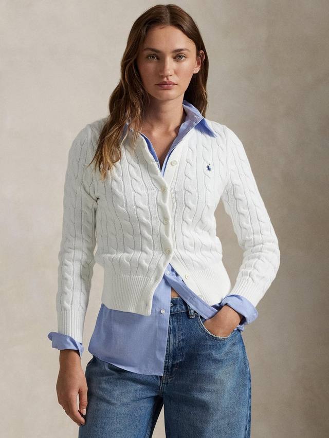 Прямой кардиган с круглым вырезом и узором "косичка" Ralph Lauren, White
Прямой кардиган с круглым вырезом и узором "косичка" Ralph Lauren, White