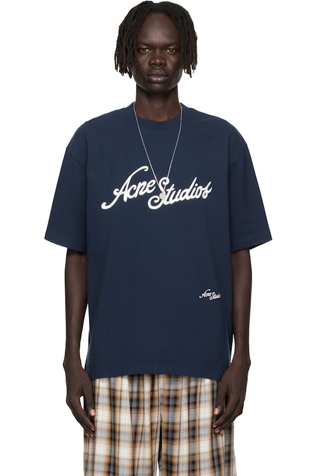Acne Studios Футболка свободного кроя с логотипом темно-синего цвета
Acne Studios Футболка свободного кроя с логотипом темно-синего цвета