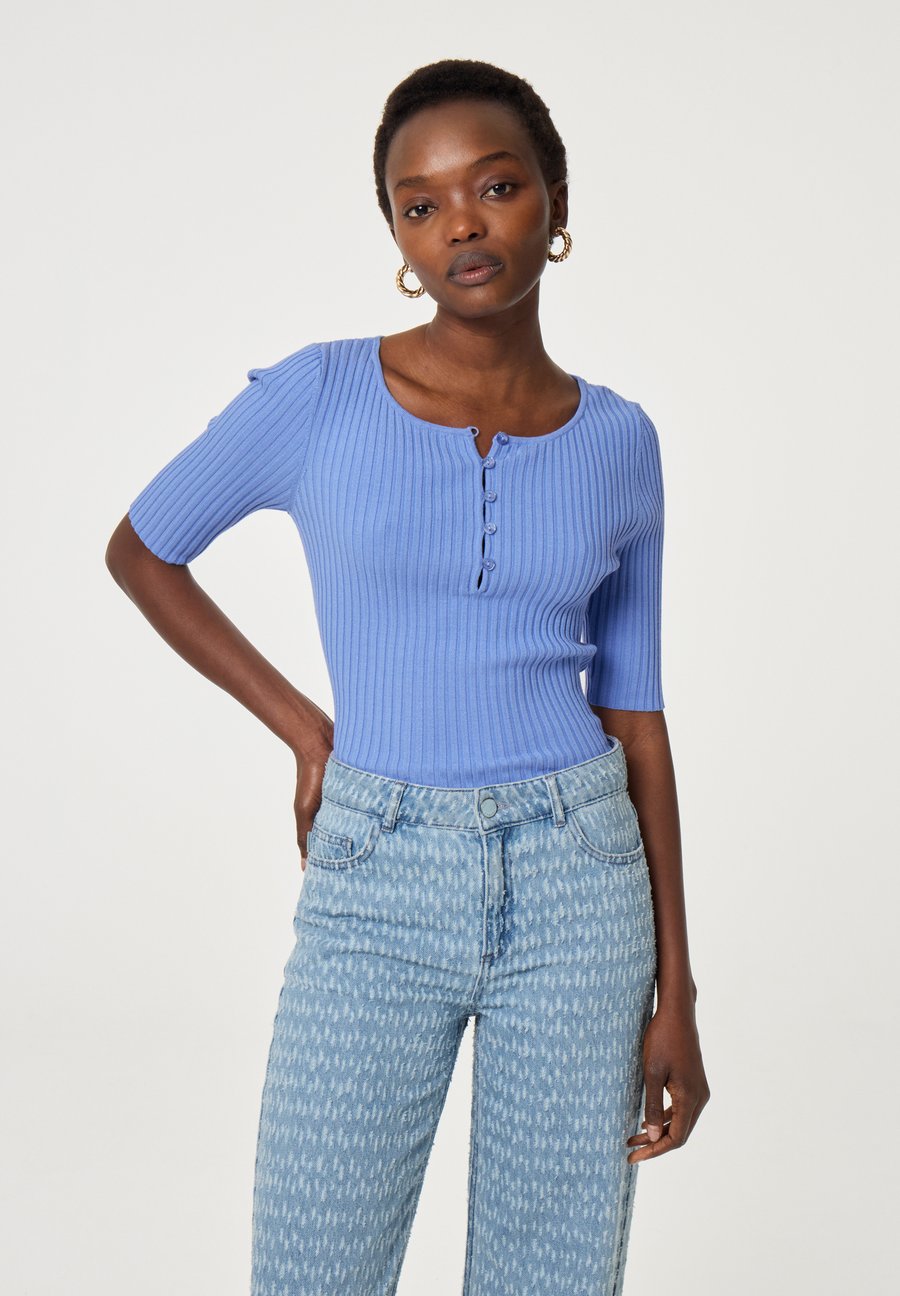 Футболка Fabienne Chapot Basic T-shirt, Blue, Синий, Футболка Fabienne Chapot Basic T-shirt, Blue
Футболка Fabienne Chapot Basic T-shirt, Blue, Синий, Футболка Fabienne Chapot Basic T-shirt, Blue