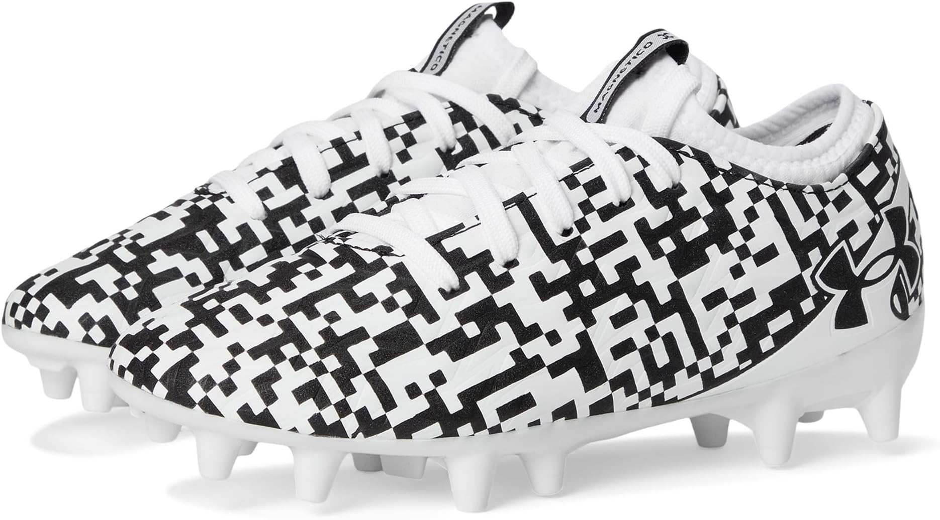 Кроссовки Under Armour Kids Magnetico Select 5 Jr Soccer Cleats, цвет Black/White/Black
Кроссовки Under Armour Kids Magnetico Select 5 Jr Soccer Cleats, цвет Black/White/Black