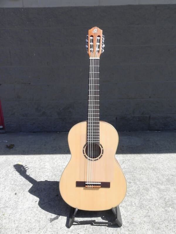 Акустическая гитара Ortega R121 "La Tradicion" Signature Guitar
Акустическая гитара Ortega R121 "La Tradicion" Signature Guitar