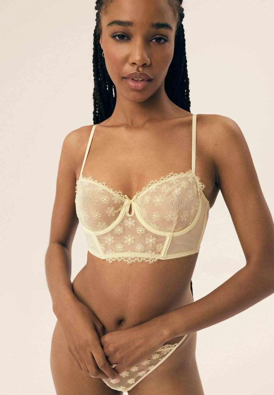 Бюстгальтер ESOTIQ BLOOMY, Yellow/Light Yellow
Бюстгальтер ESOTIQ BLOOMY, Yellow/Light Yellow