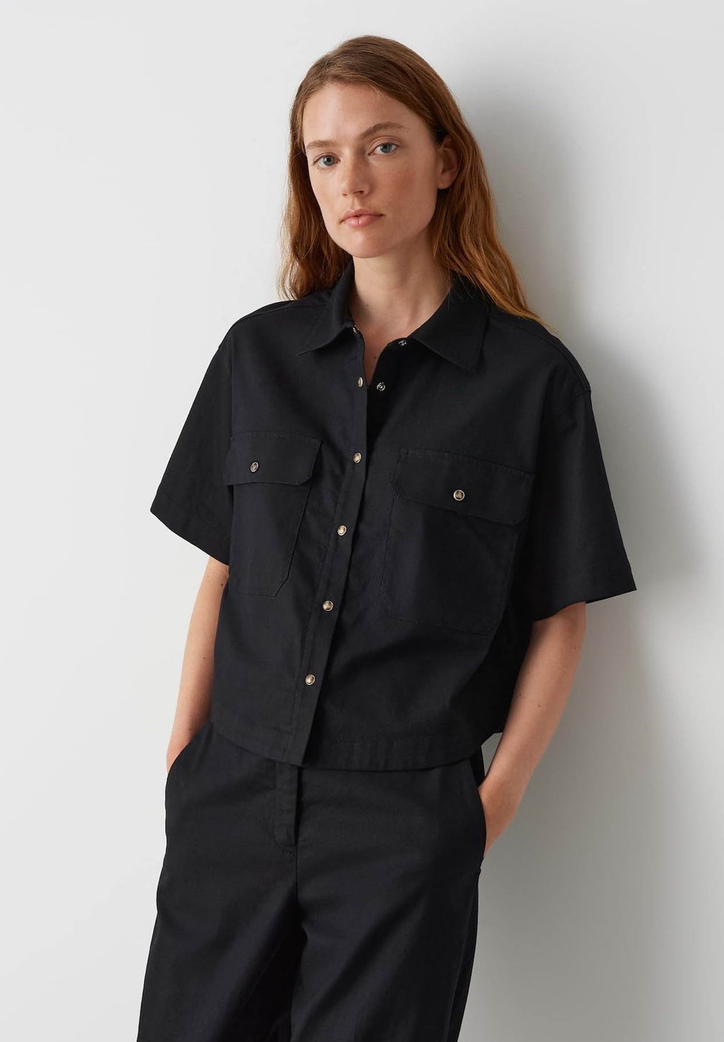 Блузка на пуговицах KURZARM FRINGO OPUS, черный
Блузка на пуговицах KURZARM FRINGO OPUS, черный