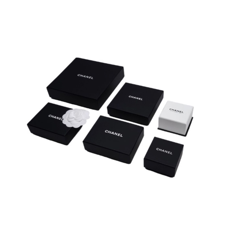 CHANEL Серьги-гвоздики унисекс Silver
CHANEL Серьги-гвоздики унисекс Silver