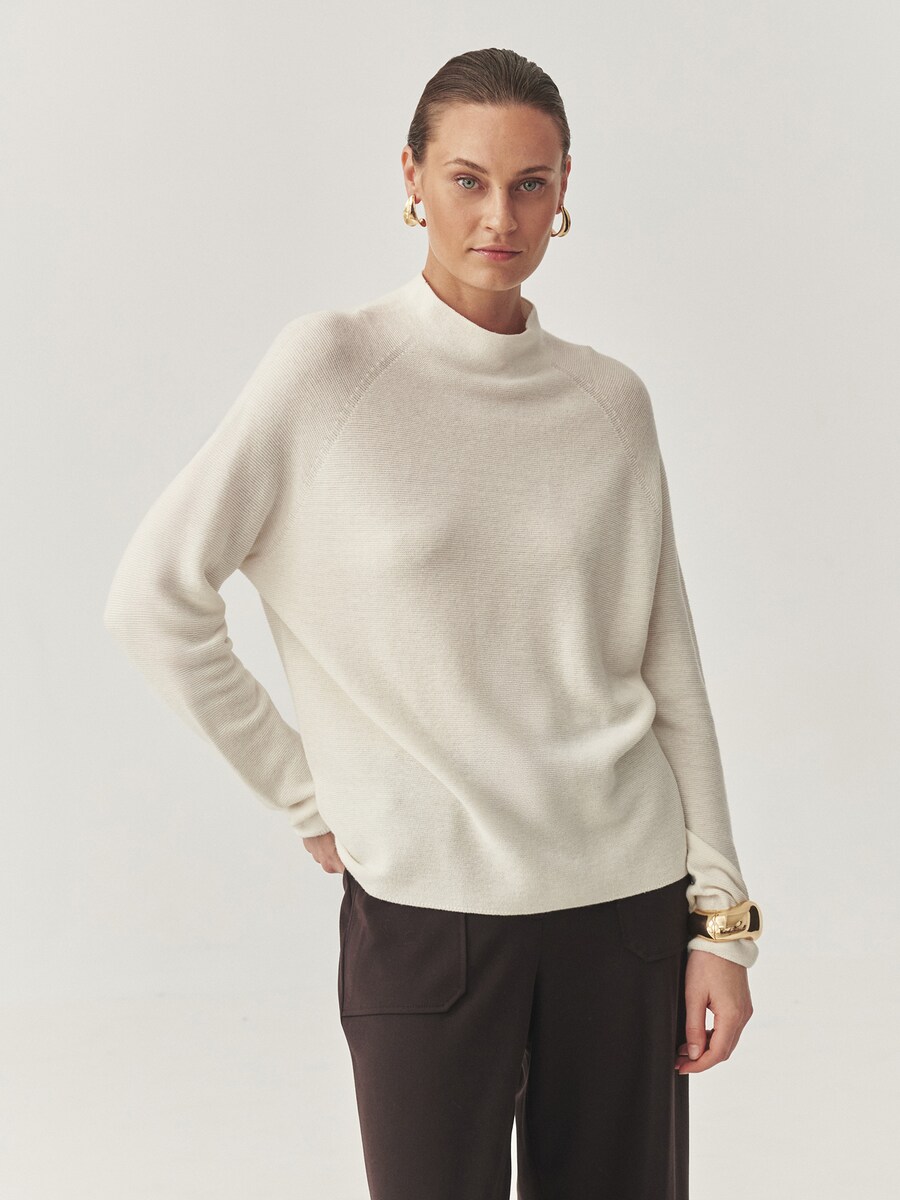 Свитер TATUUM JOLIE, Off white
Свитер TATUUM JOLIE, Off white