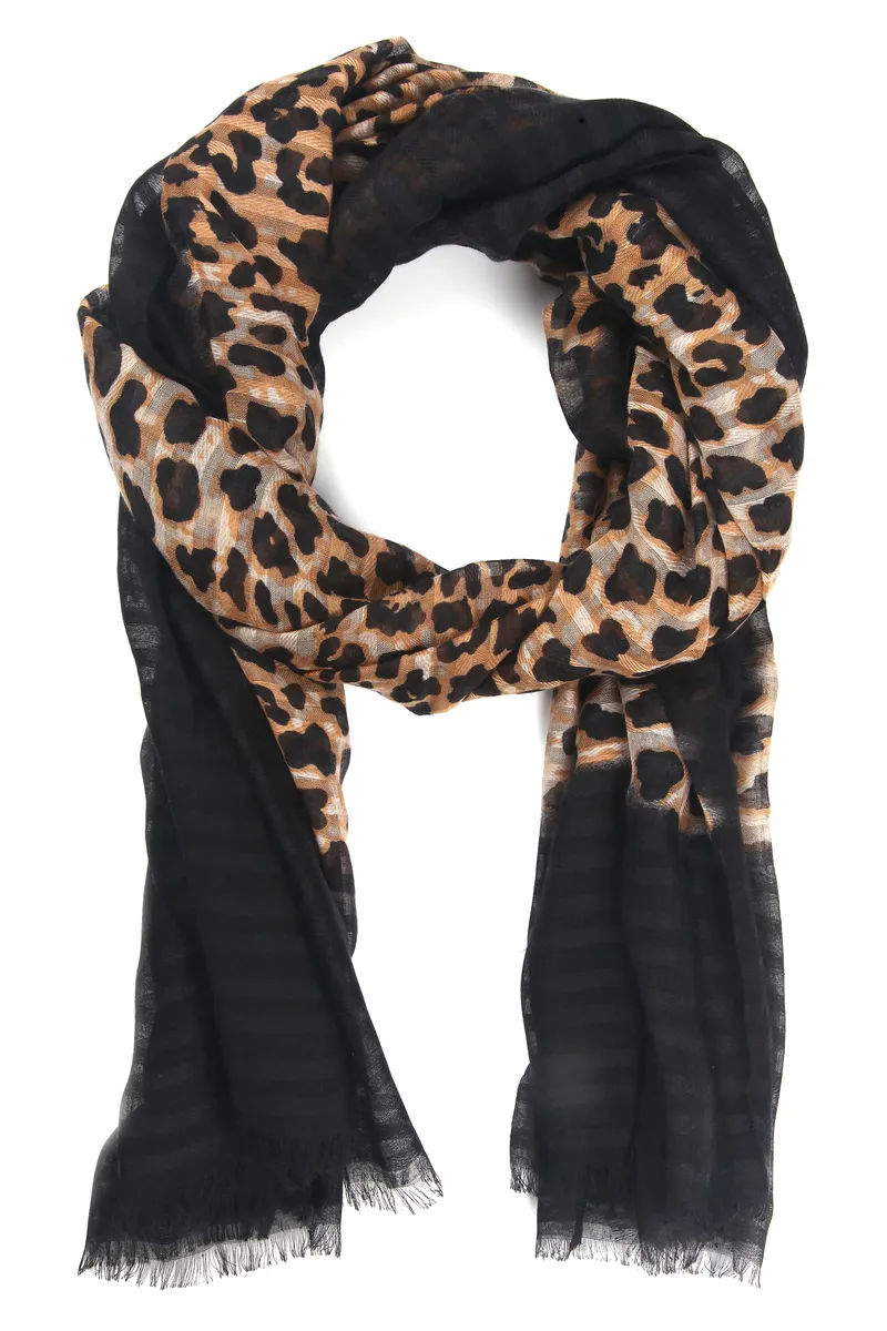 Модный шарф COLLEZIONE ALESSANDRO "Aurea" с леопардовым принтом и черной каймой, коричневый
Модный шарф COLLEZIONE ALESSANDRO "Aurea" с леопардовым принтом и черной каймой, коричневый
