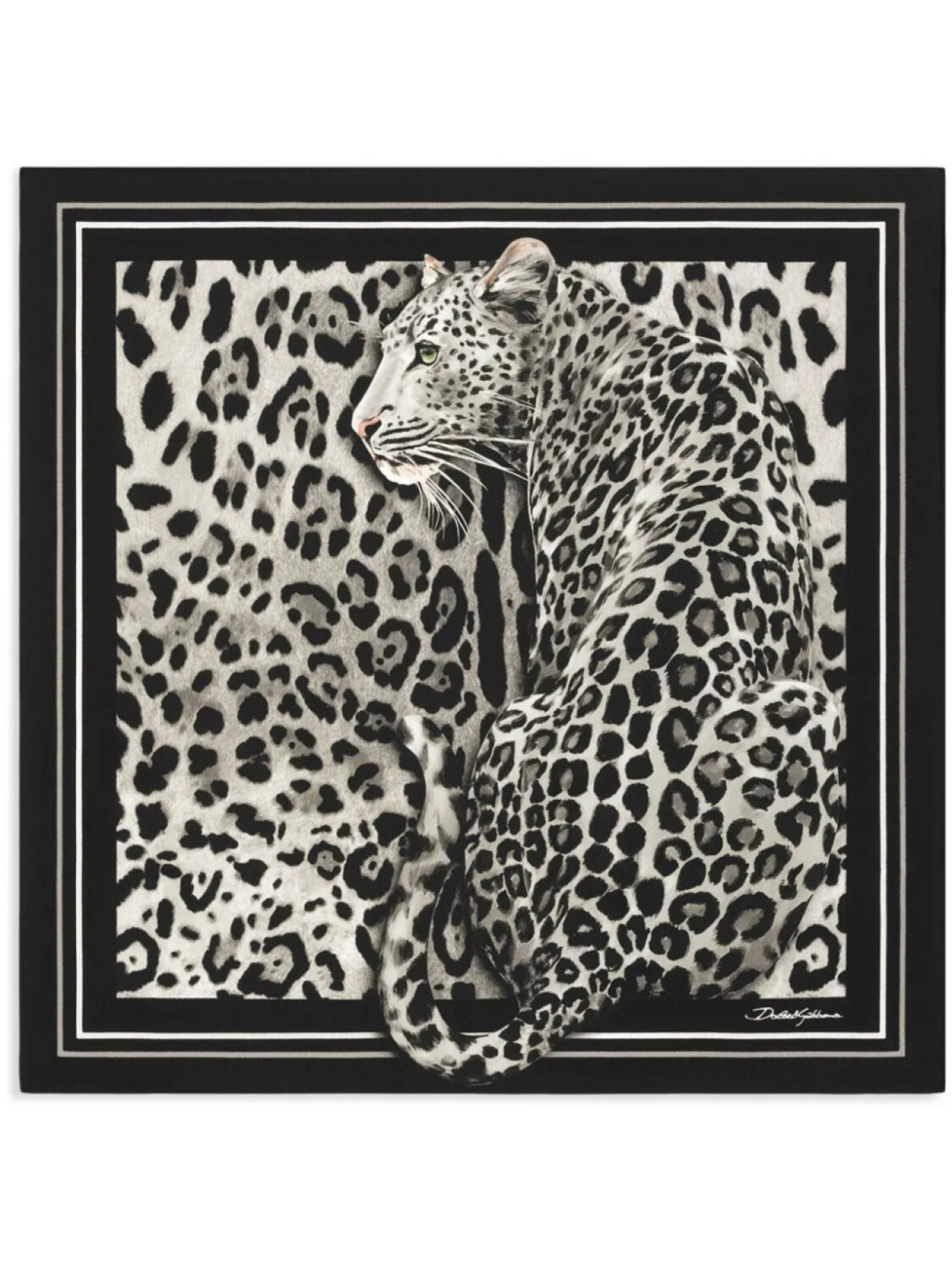 Dolce & Gabbana шарф с леопардовым принтом, черный
Dolce & Gabbana шарф с леопардовым принтом, черный