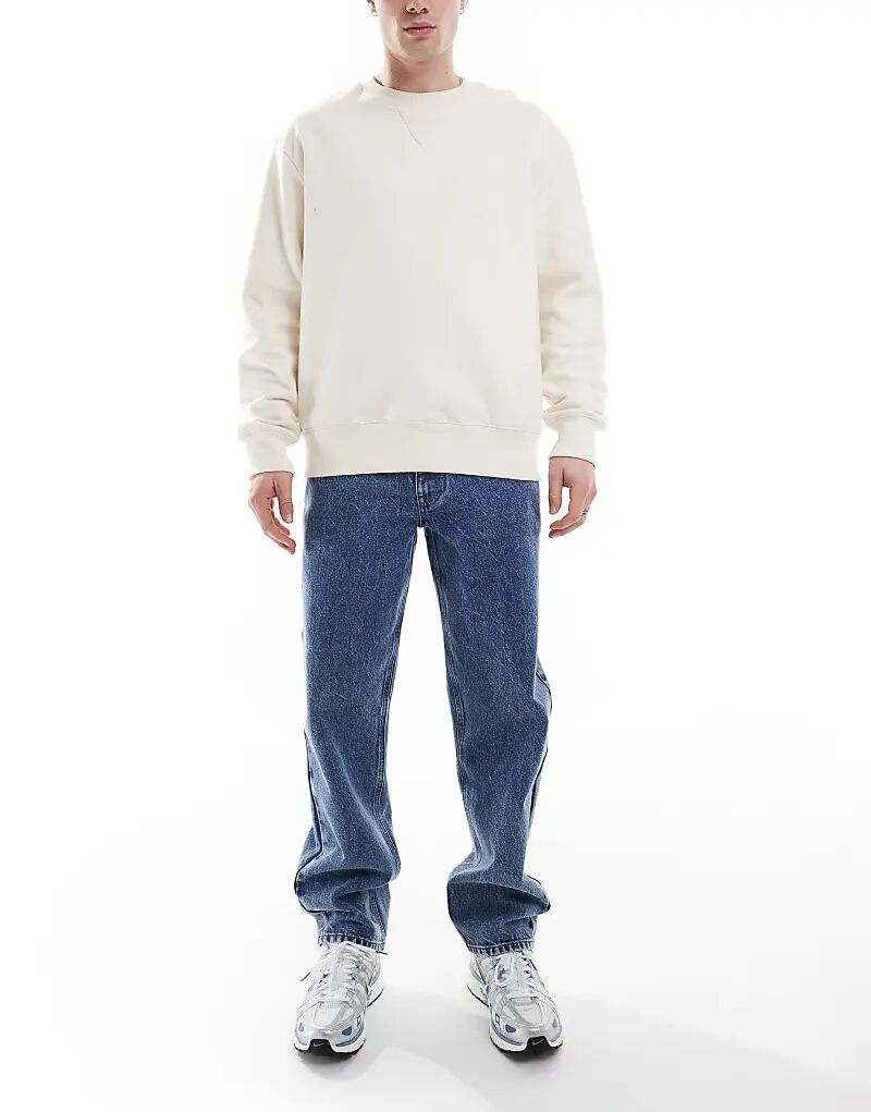 Джинсы прямого кроя в средне-синем цвете ASOS DESIGN
Джинсы прямого кроя в средне-синем цвете ASOS DESIGN