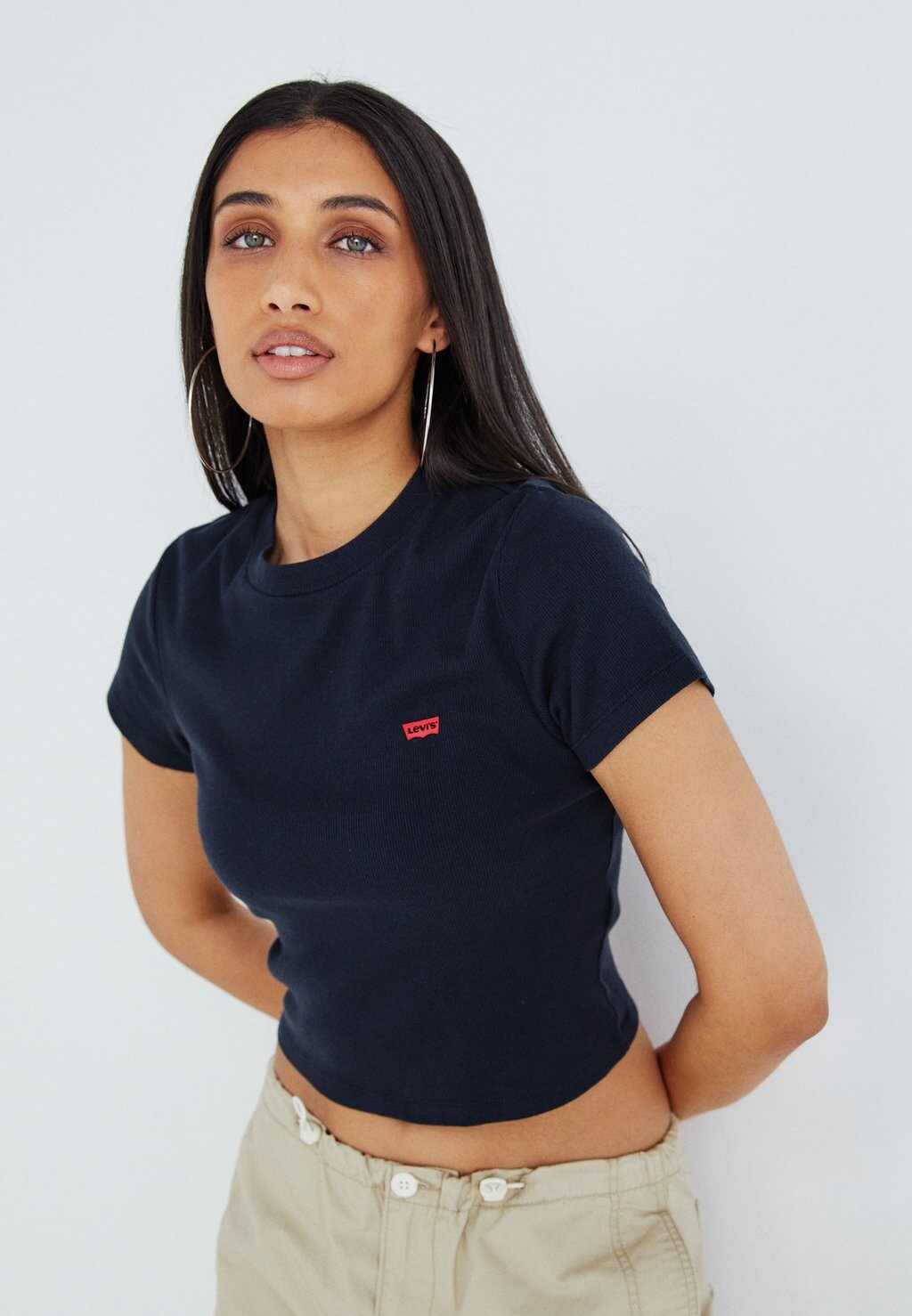 Базовая футболка ESSENTIAL SPORTY TEE Levi's, цвет caviar
Базовая футболка ESSENTIAL SPORTY TEE Levi's, цвет caviar