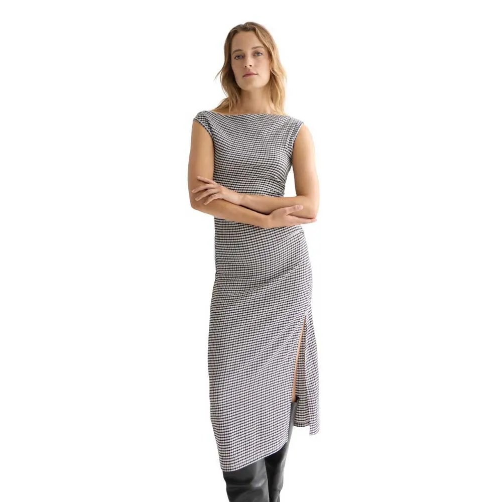 Платье-миди без рукавов Scotch & Soda UFU01422T, серый
Платье-миди без рукавов Scotch & Soda UFU01422T, серый