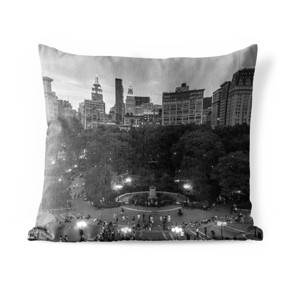 Подушка для улицы MuchoWow - Union Square New York - черно-белая - 40x40 см - устойчивая к атмосферным воздействиям - подушка для отдыха - чехол для подушки - хлопчатобумажная ткань - декоративные чехлы для подушек, мультиколор
Подушка для улицы MuchoWow - Union Square New York - черно-белая - 40x40 см - устойчивая к атмосферным воздействиям - подушка для отдыха - чехол для подушки - хлопчатобумажная ткань - декоративные чехлы для подушек, мультиколор