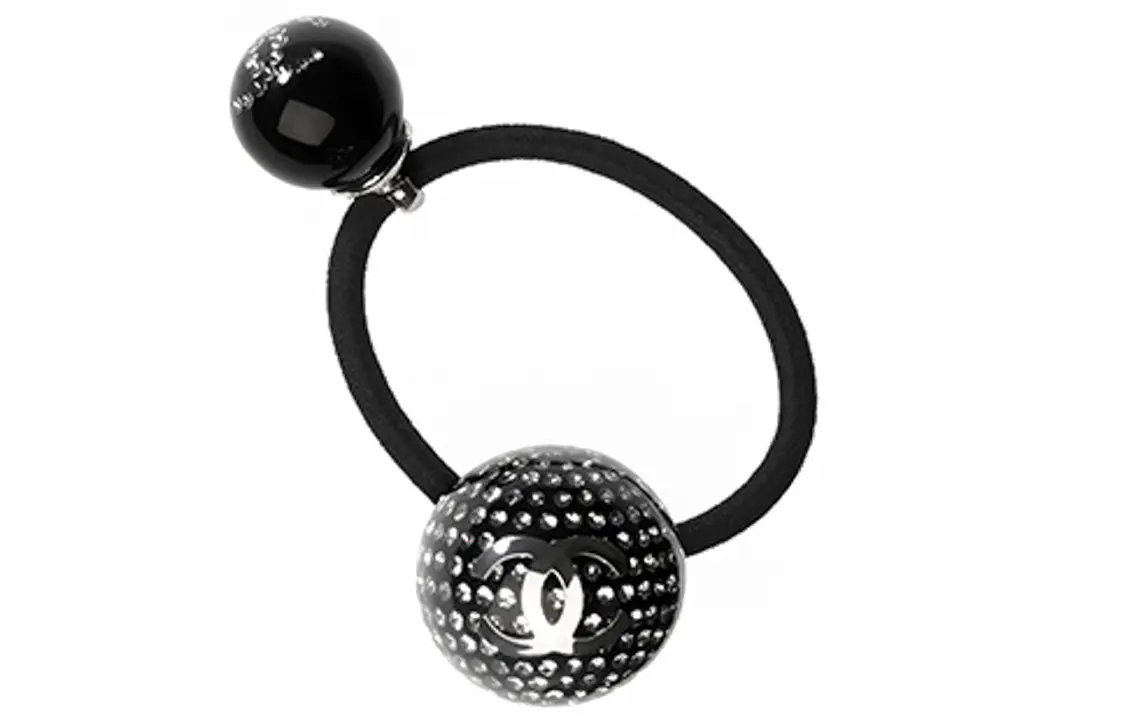 CHANEL Металлическая резиновая заколка-невидимка с кристаллами для волос, женская, черная
CHANEL Металлическая резиновая заколка-невидимка с кристаллами для волос, женская, черная