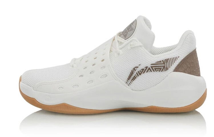 Баскетбольные кроссовки SONIC 6 мужские с низким верхом молочно-белого цвета Lining
Баскетбольные кроссовки SONIC 6 мужские с низким верхом молочно-белого цвета Lining